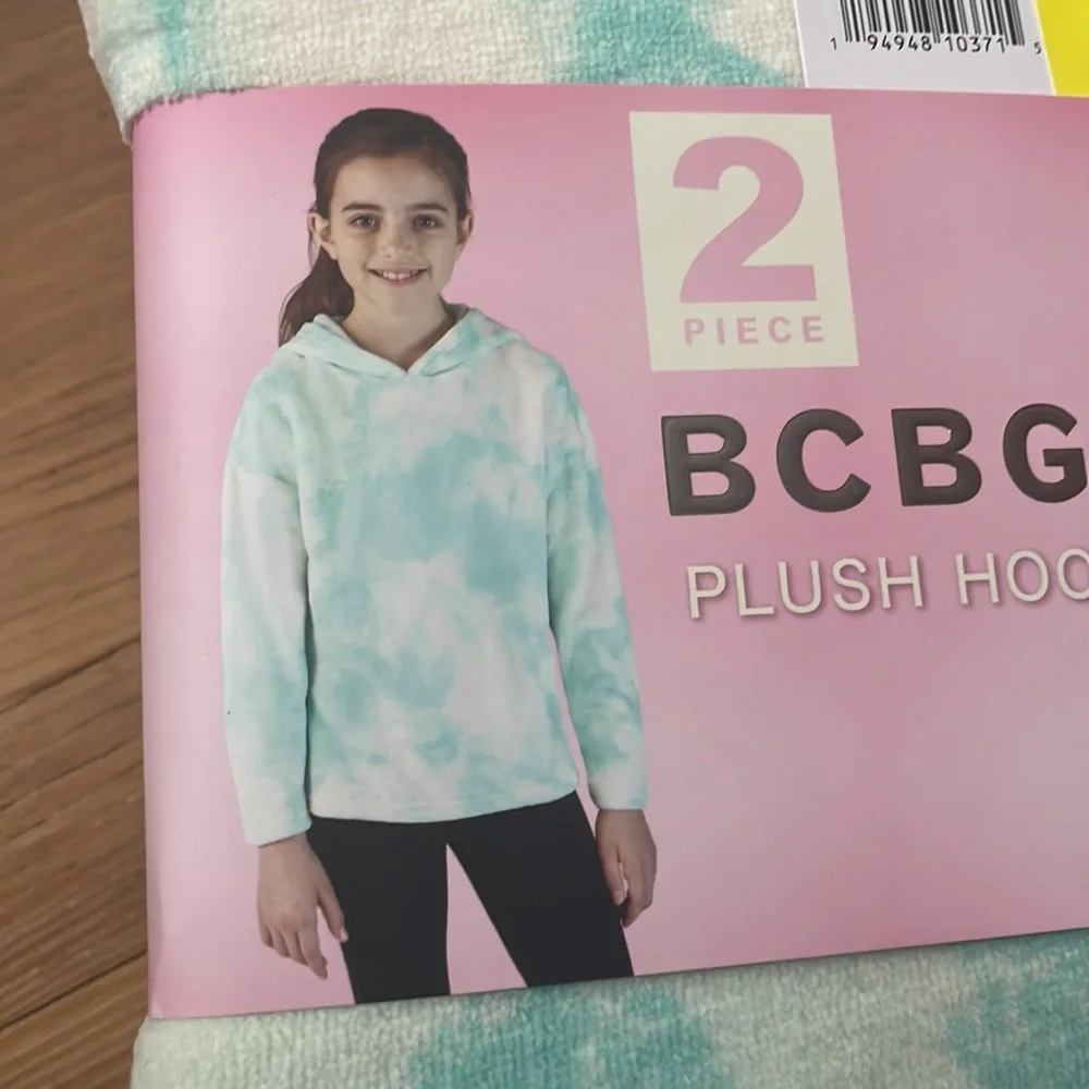 BCBG girls 2 piece‎ plush hoodie aqua and legging set